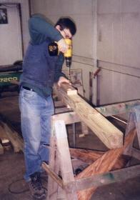 [john-drilling-a-beam.jpg]