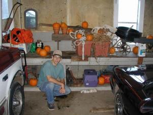 [john-with-pumpkins.jpg]